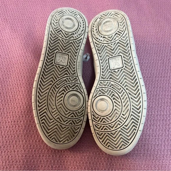 Veja V-10 Women’s Leather Shoes Sneakers White Camel Size 9 - Picture 9 of 10